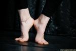 Whiper &ndash; Bildserie 3 &ndash; Füße und Schuhe in HD bei FeetandShoes.de