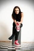 Cindy &ndash; Bildserie 1 &ndash; Füße und Schuhe in HD bei FeetandShoes.de
