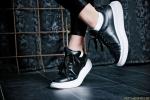 Miss Mila &ndash; Bildserie 2 &ndash; Füße und Schuhe in HD bei FeetandShoes.de