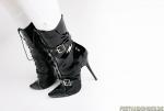 Anastasia &ndash; Bildserie 3 &ndash; Füße und Schuhe in HD bei FeetandShoes.de
