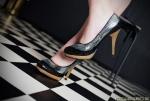 Ksuscha &ndash; Bildserie 3 &ndash; Füße und Schuhe in HD bei FeetandShoes.de