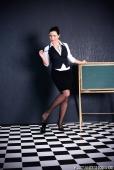 LadyAlicia &ndash; Bildserie 3 &ndash; Füße und Schuhe in HD bei FeetandShoes.de