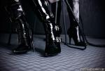 Maria &ndash; Bildserie 1 &ndash; Füße und Schuhe in HD bei FeetandShoes.de