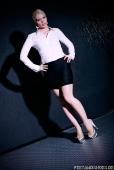 Felicitas &ndash; Bildserie 3 &ndash; Füße und Schuhe in HD bei FeetandShoes.de