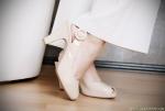 Miss Crystal &ndash; Bildserie 1 &ndash; Füße und Schuhe in HD bei FeetandShoes.de